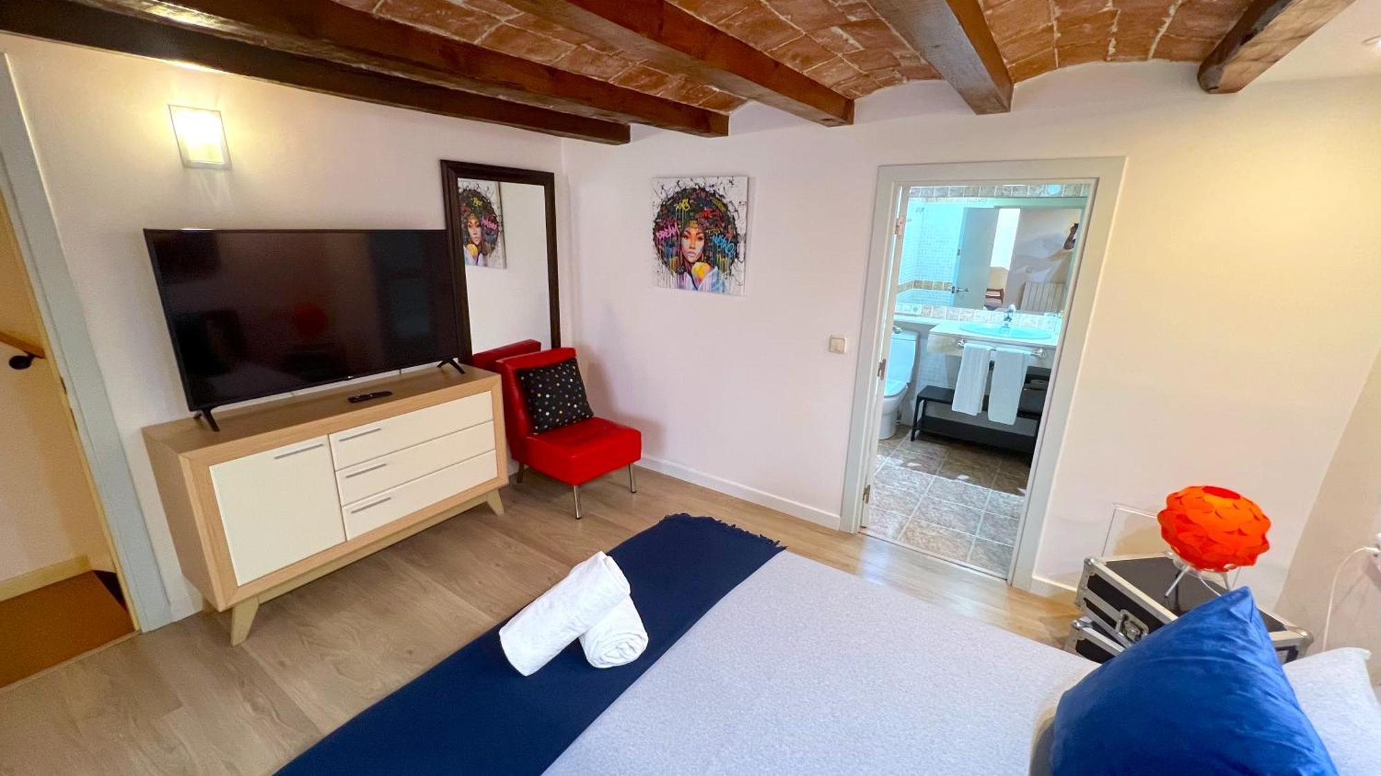 Retiro Urbano En Sants, Tu Hogar En *