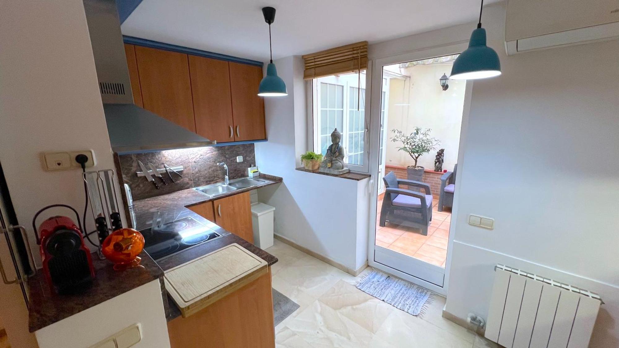 Retiro Urbano En Sants, Tu Hogar En Appartement *