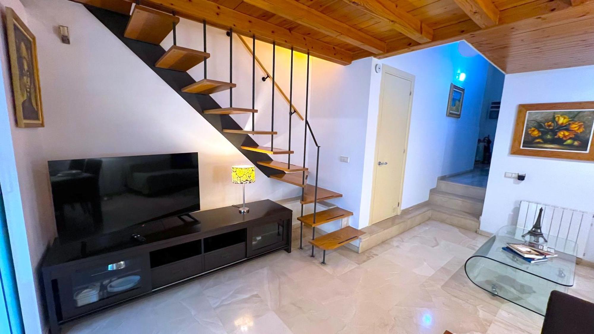 Retiro Urbano En Sants, Tu Hogar En