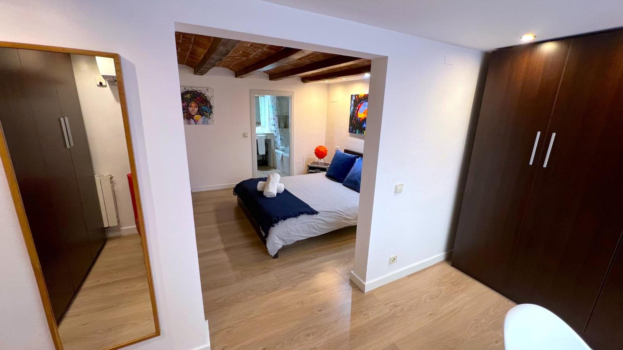 Retiro Urbano En Sants, Tu Hogar En Appartement