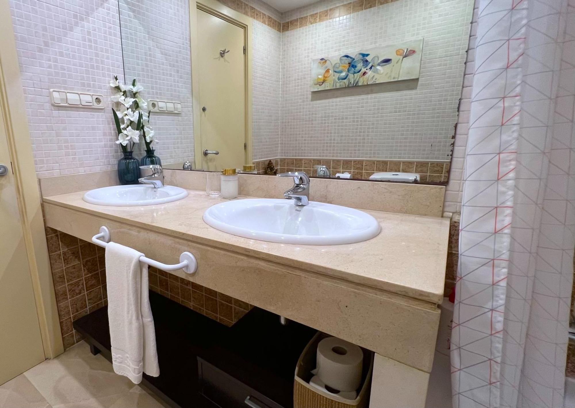 Retiro Urbano En Sants, Tu Hogar En Appartement Barcelone
